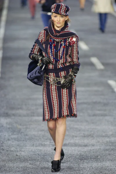 Look 44